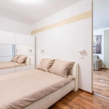 Central Seven Erzsebet Krt Budapeste Exterior foto