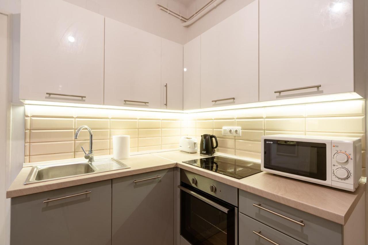 Central Seven Erzsebet Krt Budapeste Exterior foto
